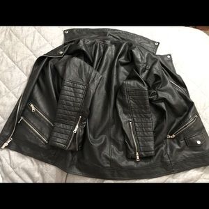 Forever 21 leather black jacket - Unique